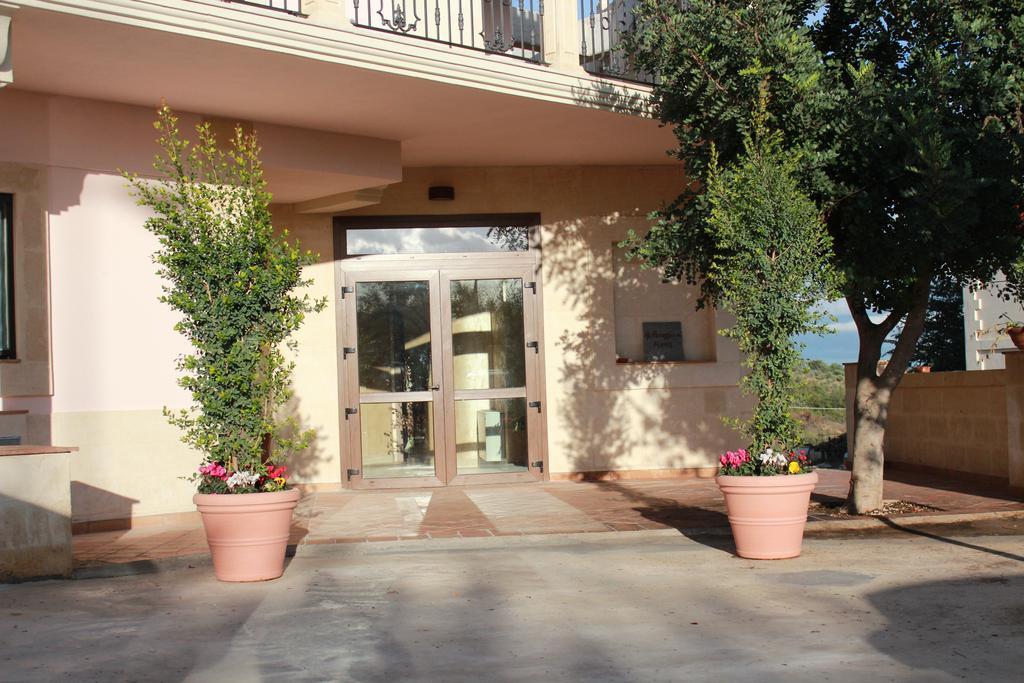 Agriturismo Al Passaggio Di Pirro Villa Miglionico Exterior foto