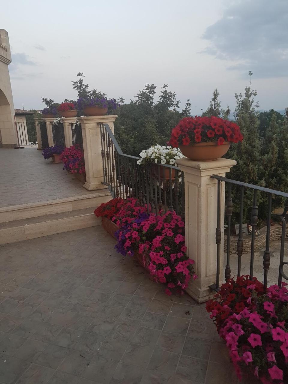 Agriturismo Al Passaggio Di Pirro Villa Miglionico Exterior foto